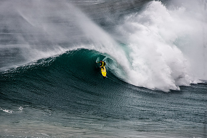 Garrett McNamara get a big wave barrel in Nazare